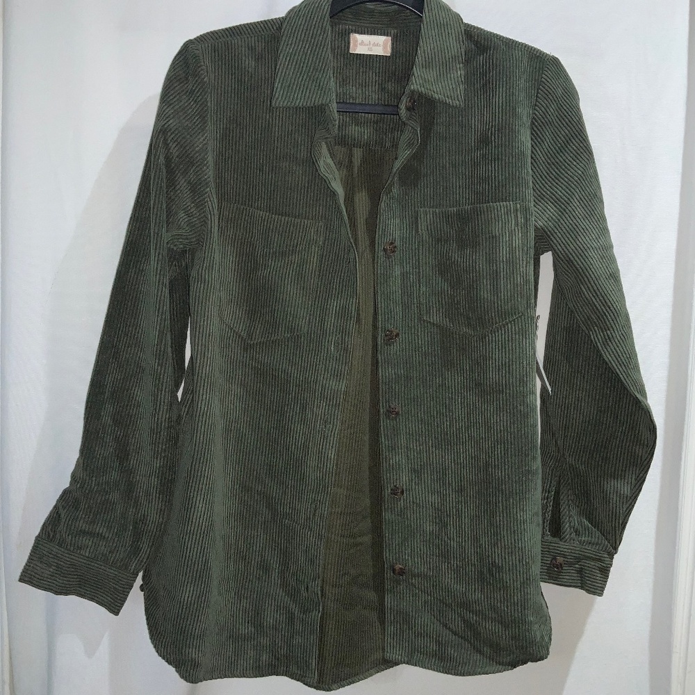 Altar’d State button front corduroy shirt Sz XS shacket side seam pocket